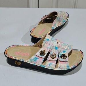 Alegria Floral Slide Sandals Size 39 NWNB